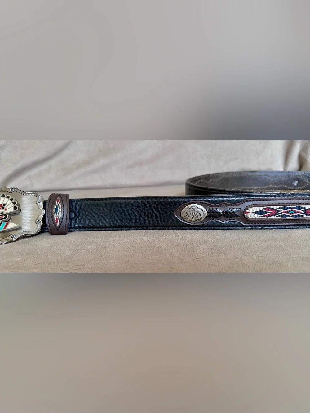 VINTAGE AZTEC THEMED LEATHER BELT & USA BUCKLE.